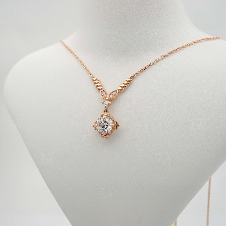 Buğday basağı aura beyaz topaz pırlanta vintage altın kolye  önden görüntüsü wheat aura white topaz diamond solid gold vintage necklace front view