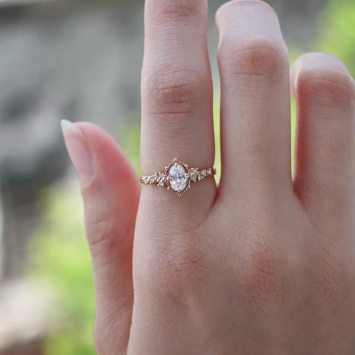 astra vintage beyaz topaz ve pırlanta altın evlilik teklifi yüzüğü