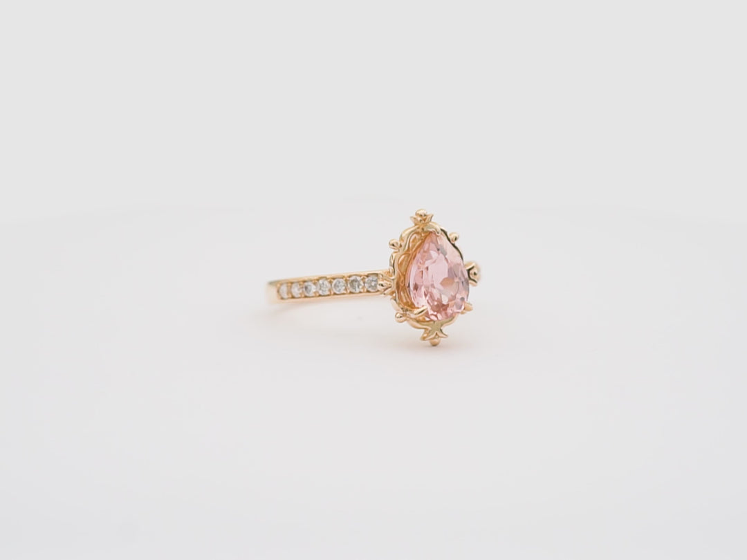Pera Vintage Morganite Diamond Gold Ring