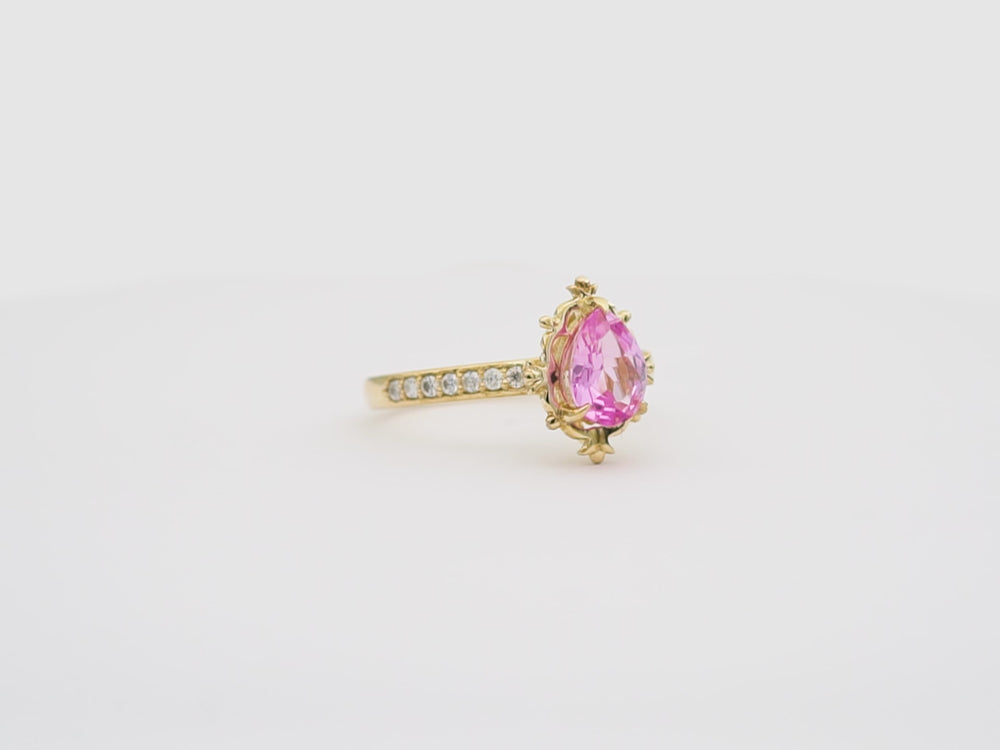 Pera pembe safir ve pırlanta vintage yüzük Pera pink saphire and diamond vintage solid gold ring